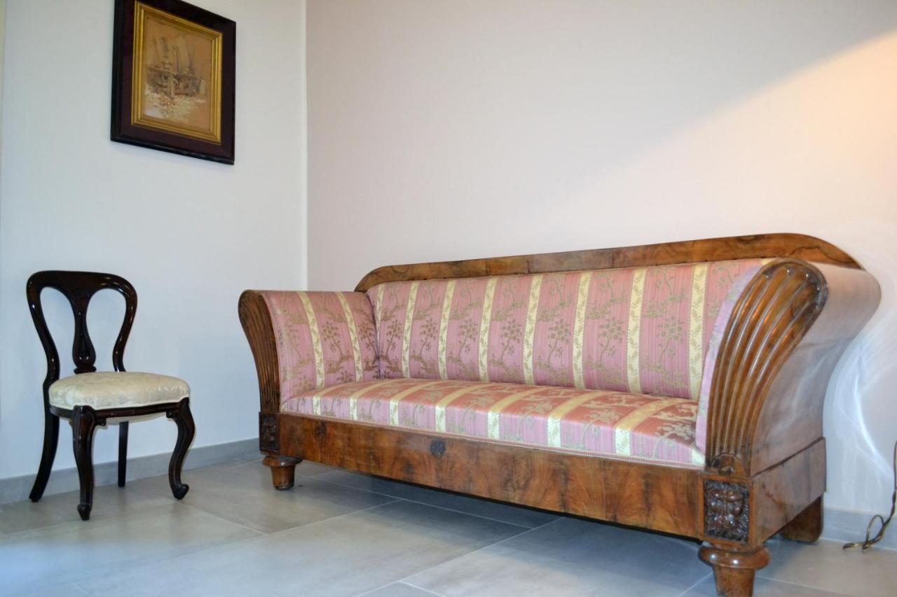 Questo Rinascimento Casa Brigitte Napoli Eksteriør bilde