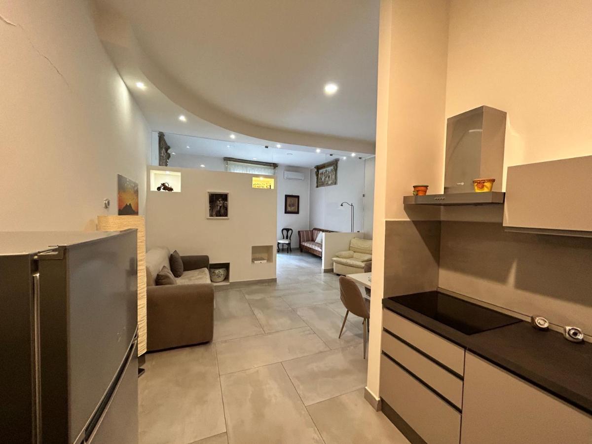 Questo Rinascimento Casa Brigitte Napoli Eksteriør bilde